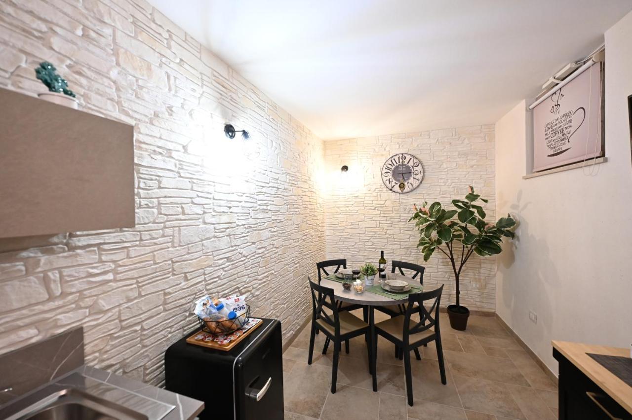 Suite Laurel Spa Con Idromassaggio Fasano Eksteriør billede