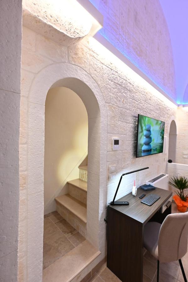 Suite Laurel Spa Con Idromassaggio Fasano Eksteriør billede