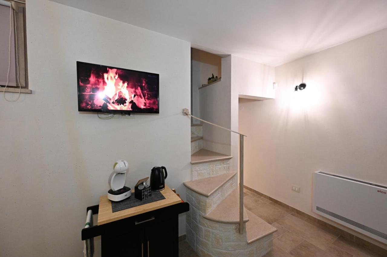 Suite Laurel Spa Con Idromassaggio Fasano Eksteriør billede