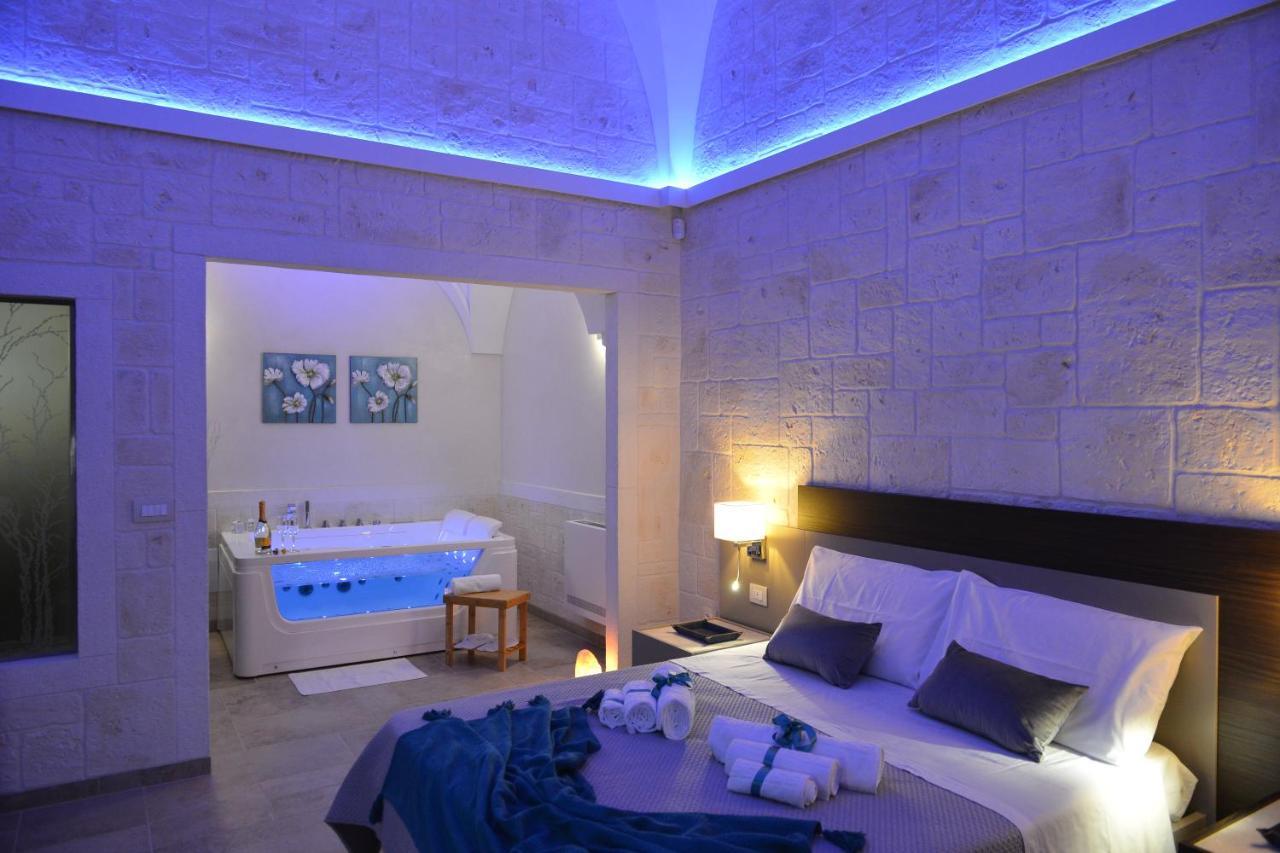 Suite Laurel Spa Con Idromassaggio Fasano Eksteriør billede