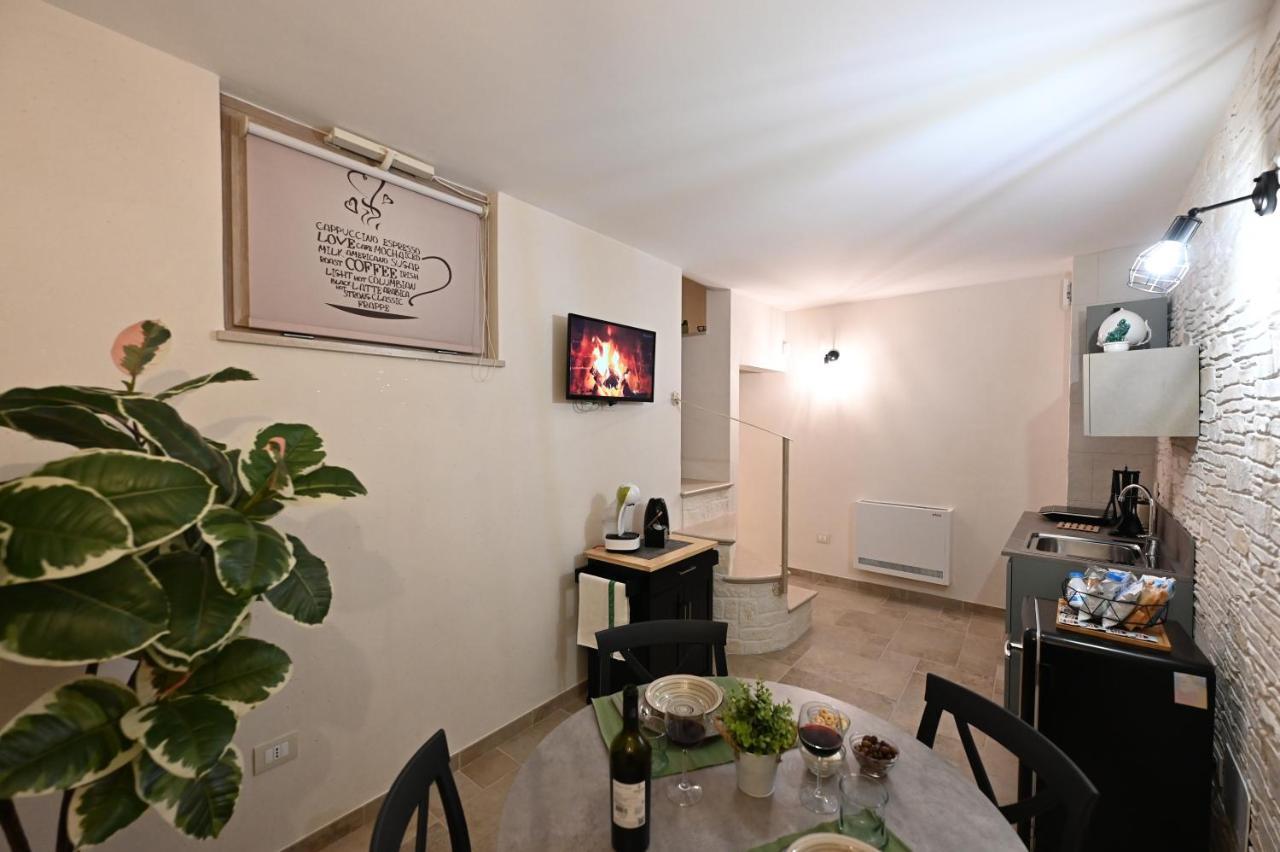 Suite Laurel Spa Con Idromassaggio Fasano Eksteriør billede
