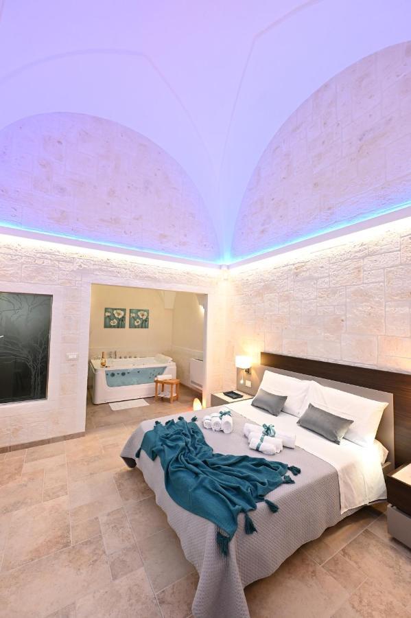 Suite Laurel Spa Con Idromassaggio Fasano Eksteriør billede
