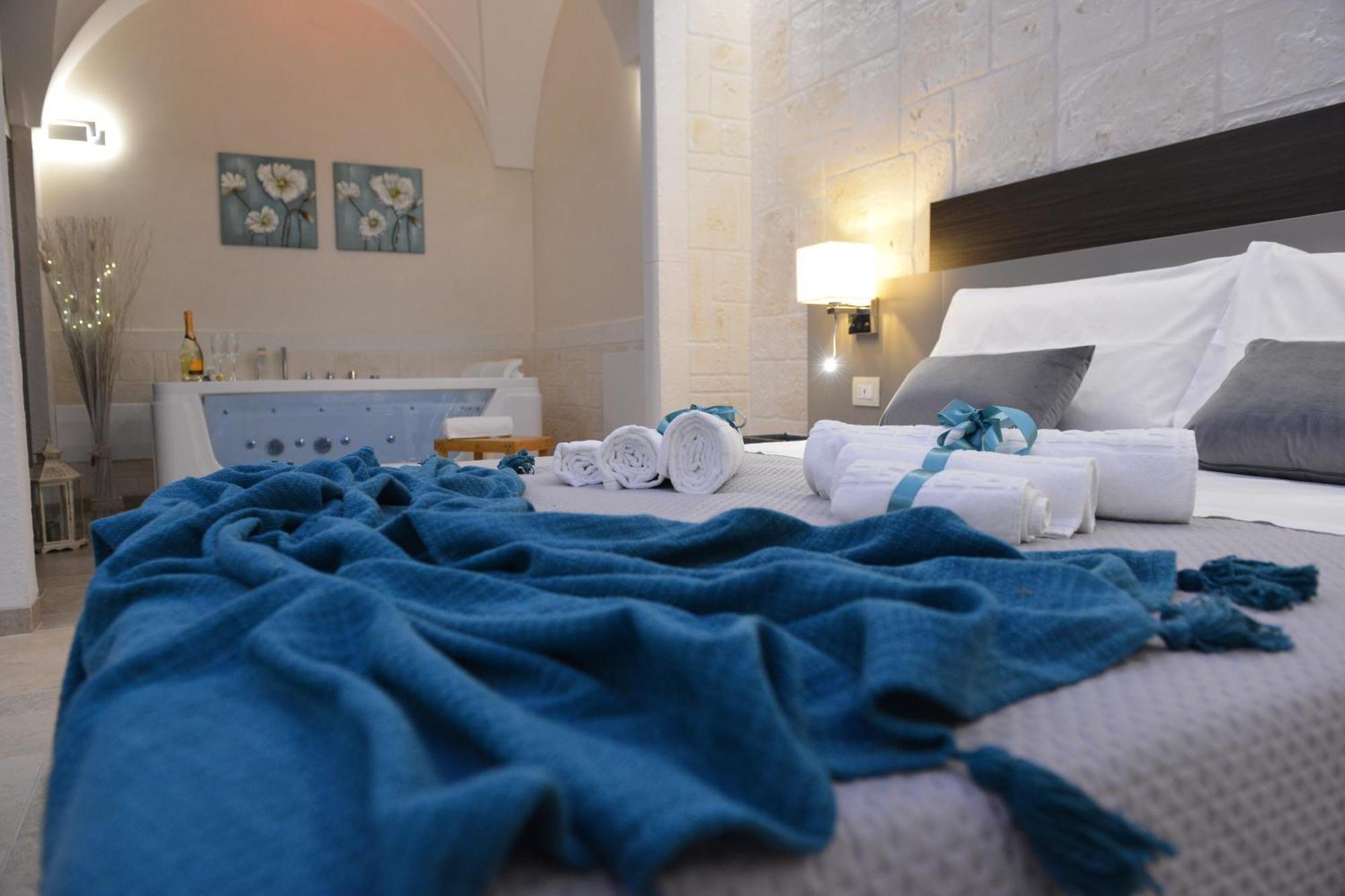 Suite Laurel Spa Con Idromassaggio Fasano Eksteriør billede