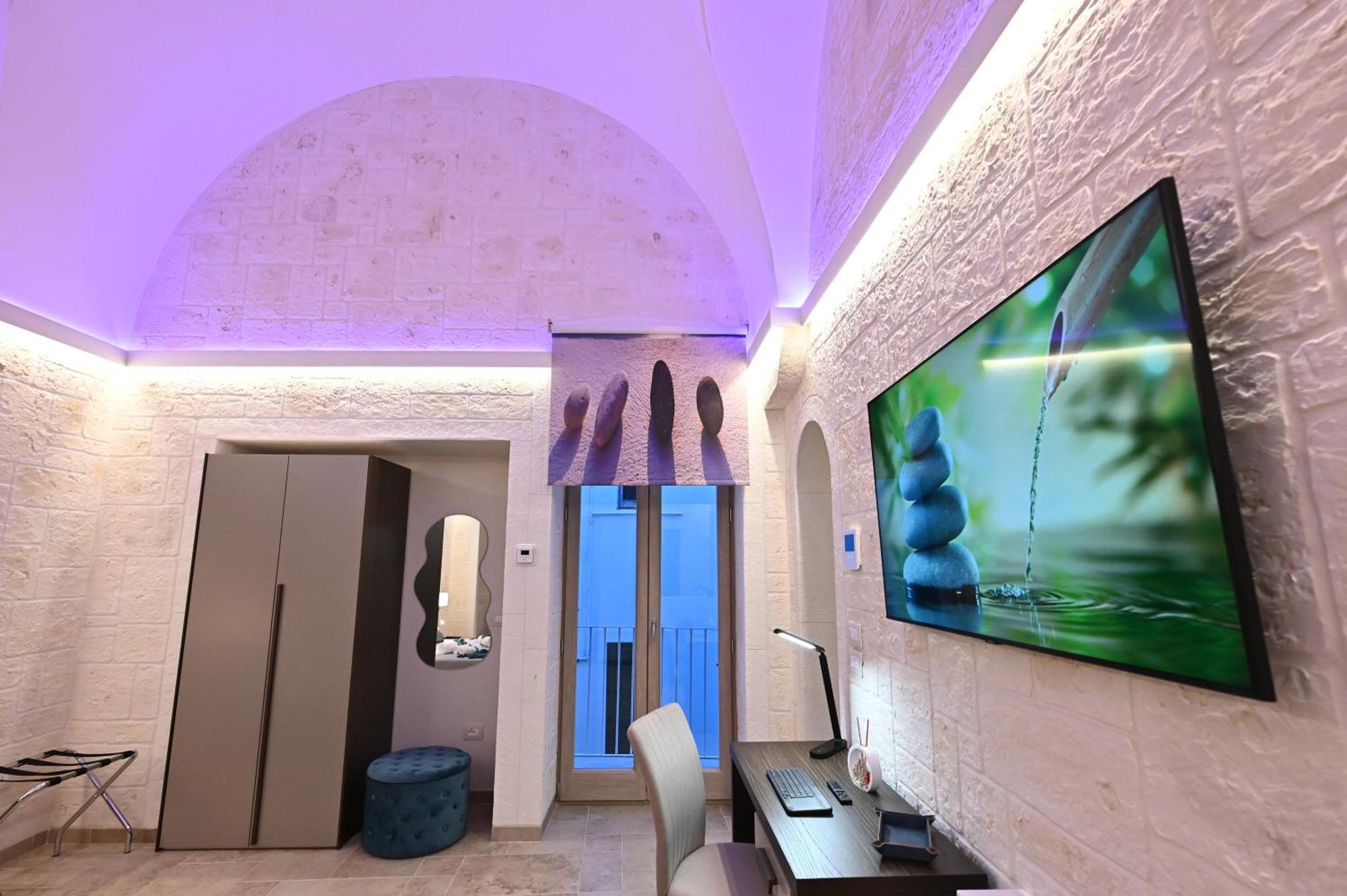 Suite Laurel Spa Con Idromassaggio Fasano Eksteriør billede